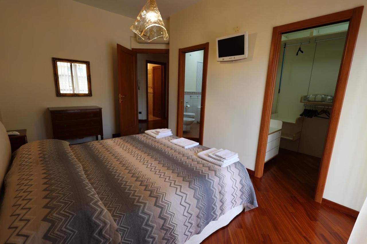 Casa Diocleziano Apartment Наполи Екстериор снимка